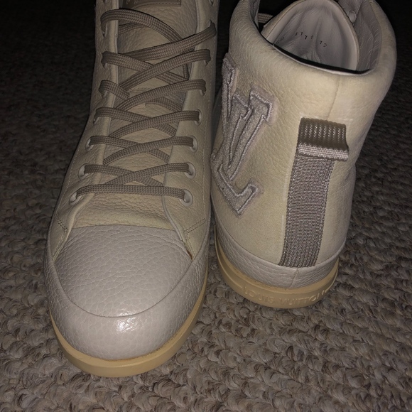 Louis Vuitton Fast Ball Sneakers - Picture 2 of 4